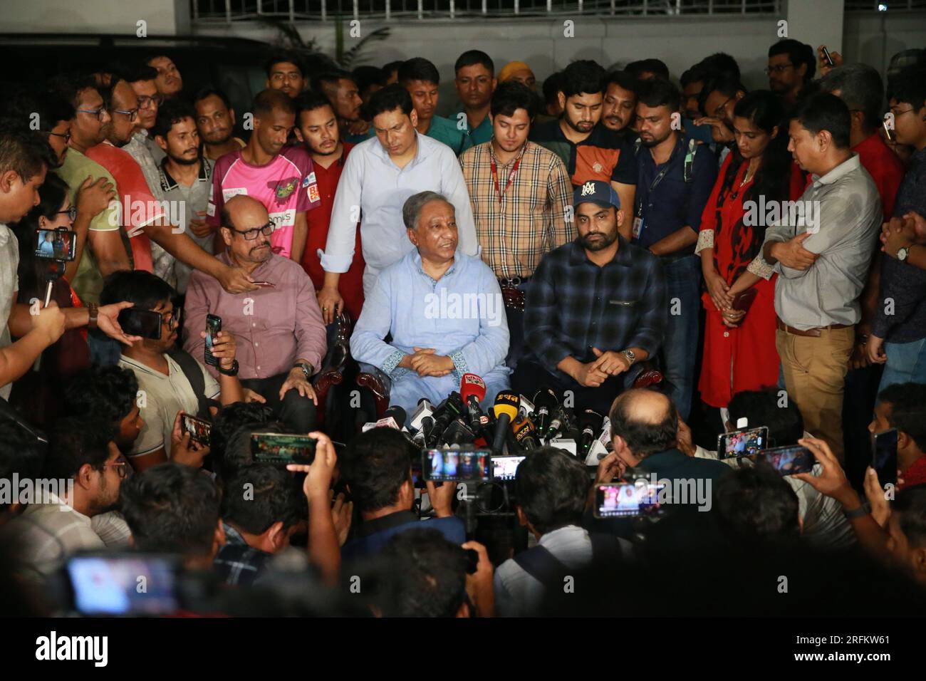 Bangladesh Cricket Board (BCB) President Nazmul Hassan Papon (M) Speaks ...