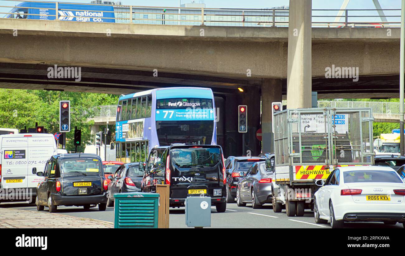 Glasgow, Scotland, UK. 4th  August, 2023. UCI causing traffic chaos as buses and cars are rerouted with public transport travel times doubled causing massive disruption to schedules..  Credit Gerard Ferry/Alamy Live News Stock Photo