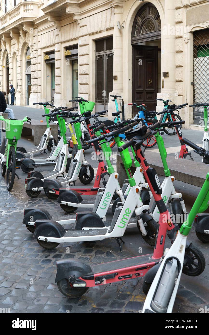 Rome electric scooter hires stock photography and images Alamy
