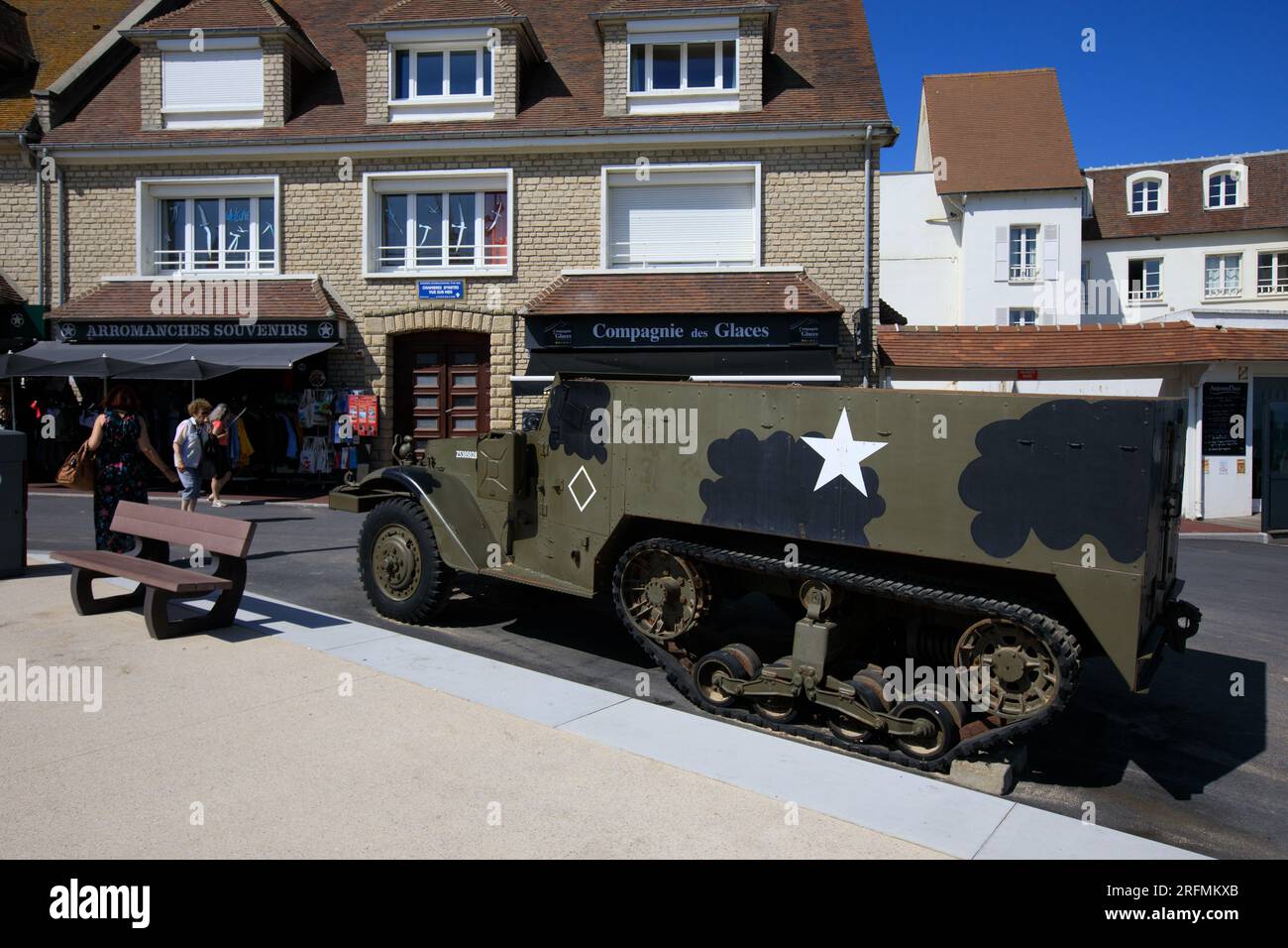 France, Normandy region, Calvados department, D-Day beaches, Arromanches, new 'Musée du Débarquement' (2023) (D-Day Museum) and its renovated square, military vehicles Stock Photo