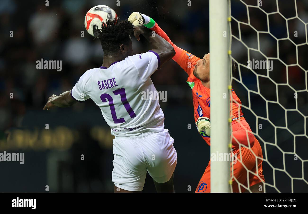 Ferencvarosi TC V Ujpest FC - Hungarian OTP Bank Liga 1-0 Editorial Stock  Photo - Image of ajpest, football: 187766763