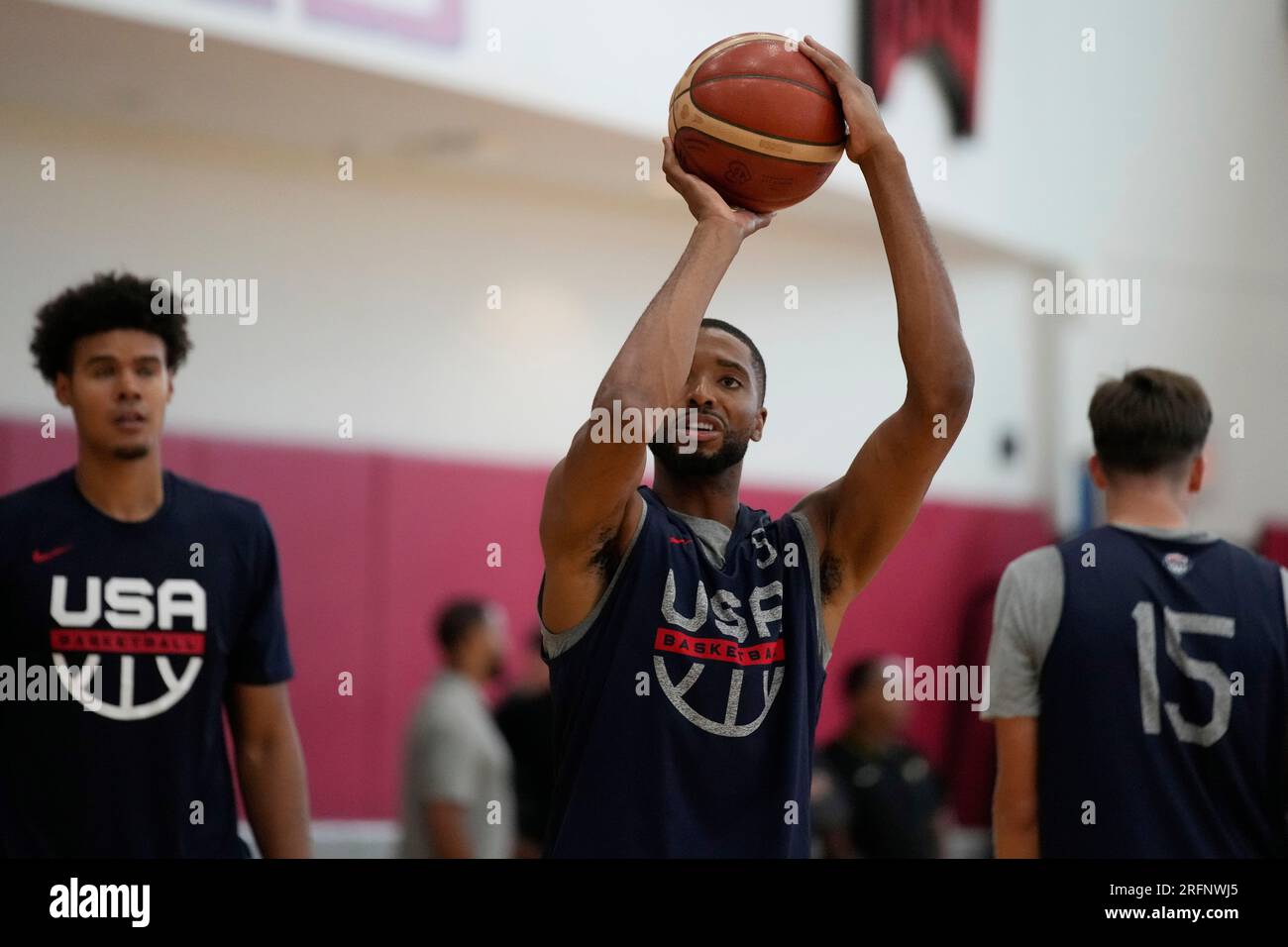 Mikal Bridges of the Brooklyn Nets (5) practices during training camp for  the United States men's basketball team Thursday, Aug. 3, 2023, in Las  Vegas. (AP Photo/John Locher Stock Photo - Alamy