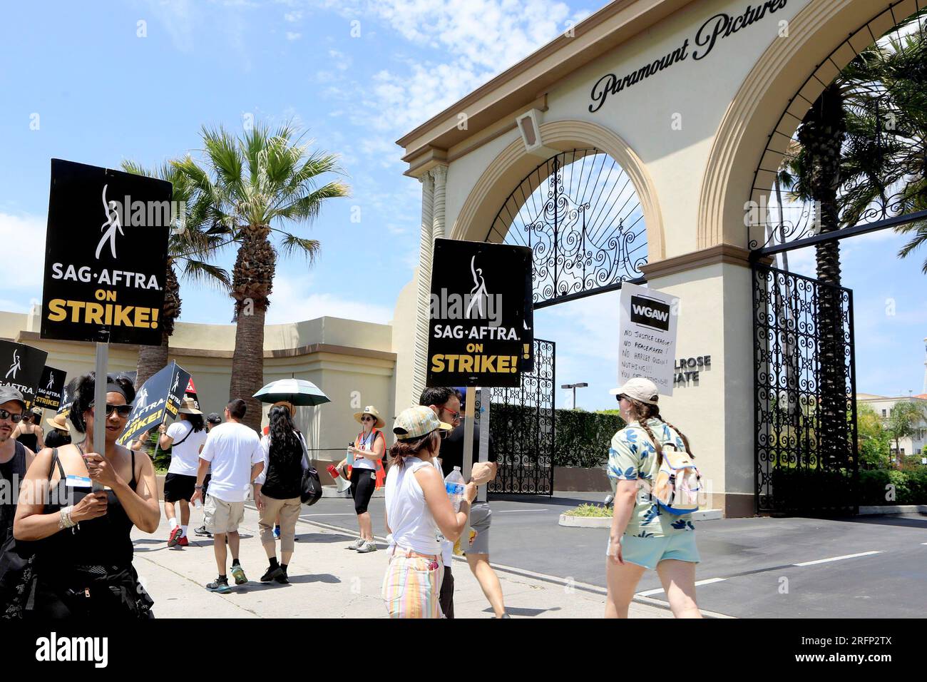 Los Angeles, CA. 1st Aug, 2023. Paramount in attendance for SAG-AFTRA and WGA Host Strikers at Picket Line Protests at Various Hollywood Studios, Los Angeles, CA August 1, 2023. Credit: Priscilla Grant/Everett Collection/Alamy Live News Stock Photo