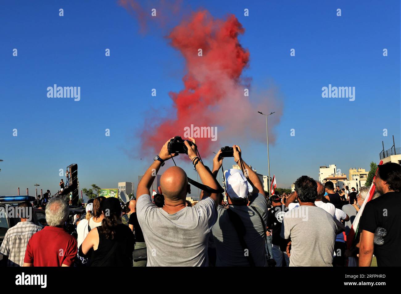 Fire bri hi-res stock photography and images - Alamy