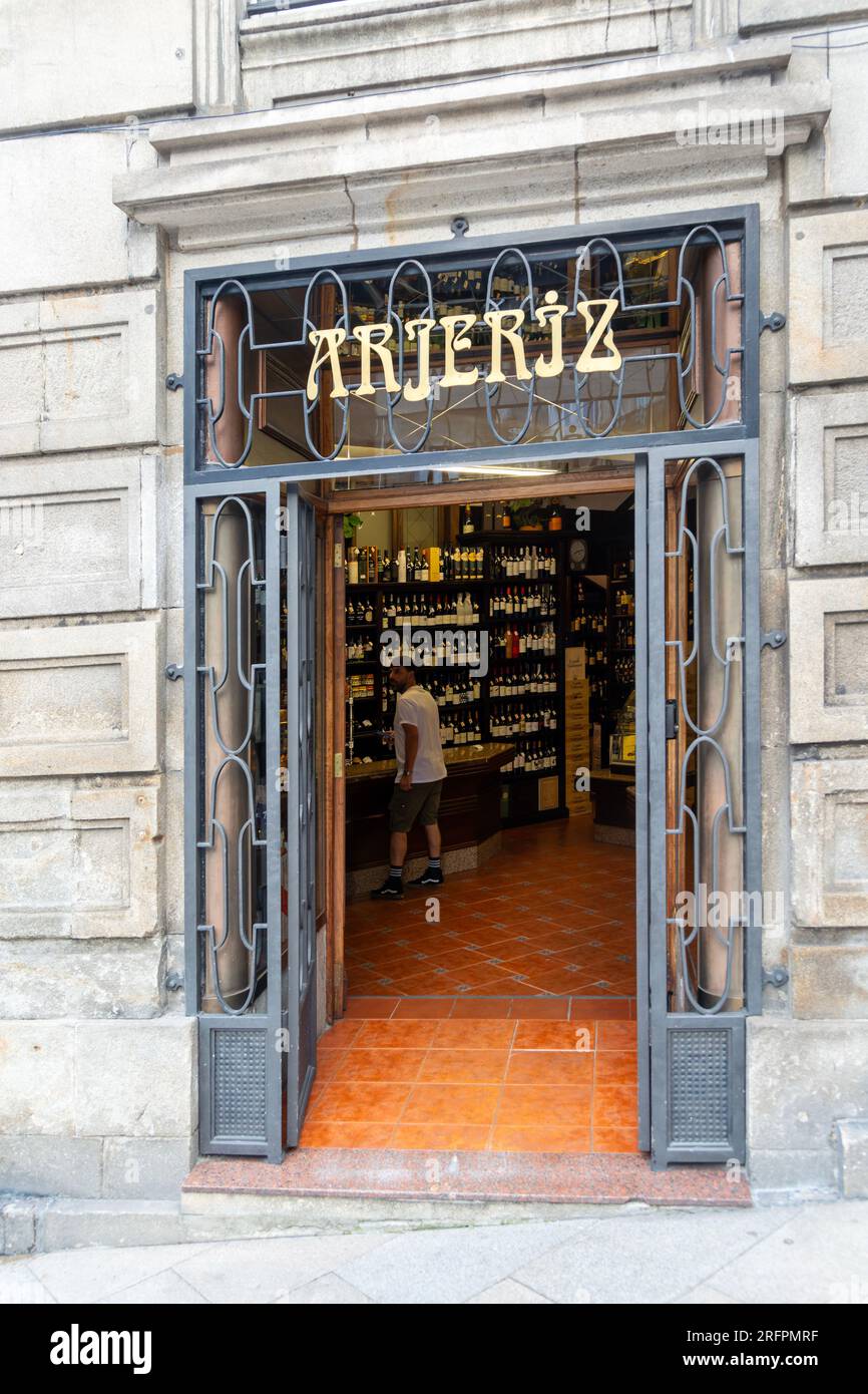 View into specialist Arjeriz wine shop in old town, city of Vigo, Galicia, Spain Stock Photo