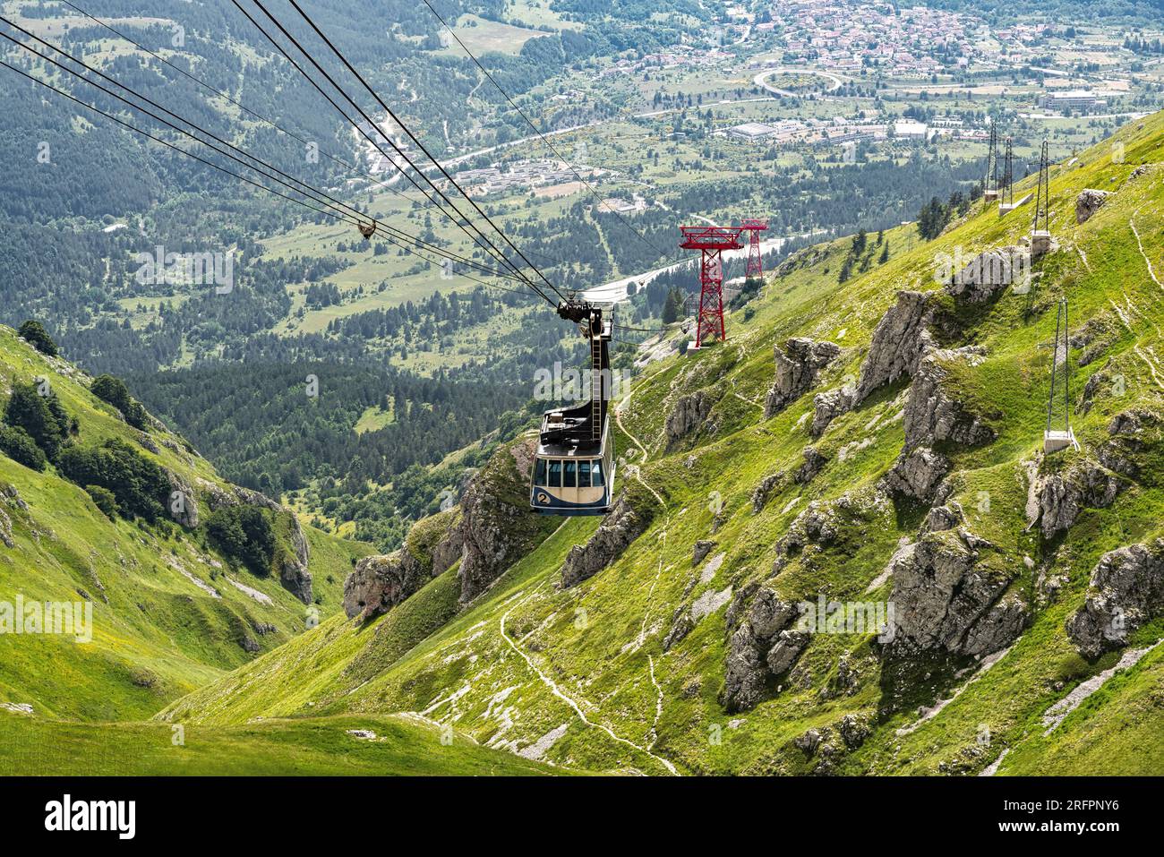 Gondola cable car of Campo Imperatore, chain of Gran Sasso. Gran Sasso and Monti della Laga National Park, Abruzzo, Italy, Europe Stock Photo