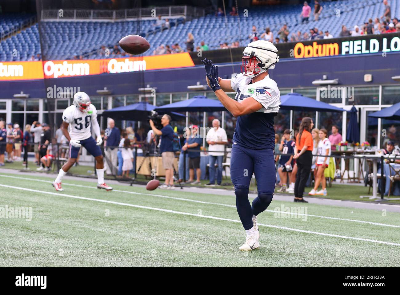 Foxborough, Massachusetts, USA. 31st May, 2022. MA, USA; New England  Patriots tight end Matt Sokol (87) runs a drill at the team's OTA at  Gillette Stadium, in Foxborough, Massachusetts. Eric Canha/CSM/Alamy Live