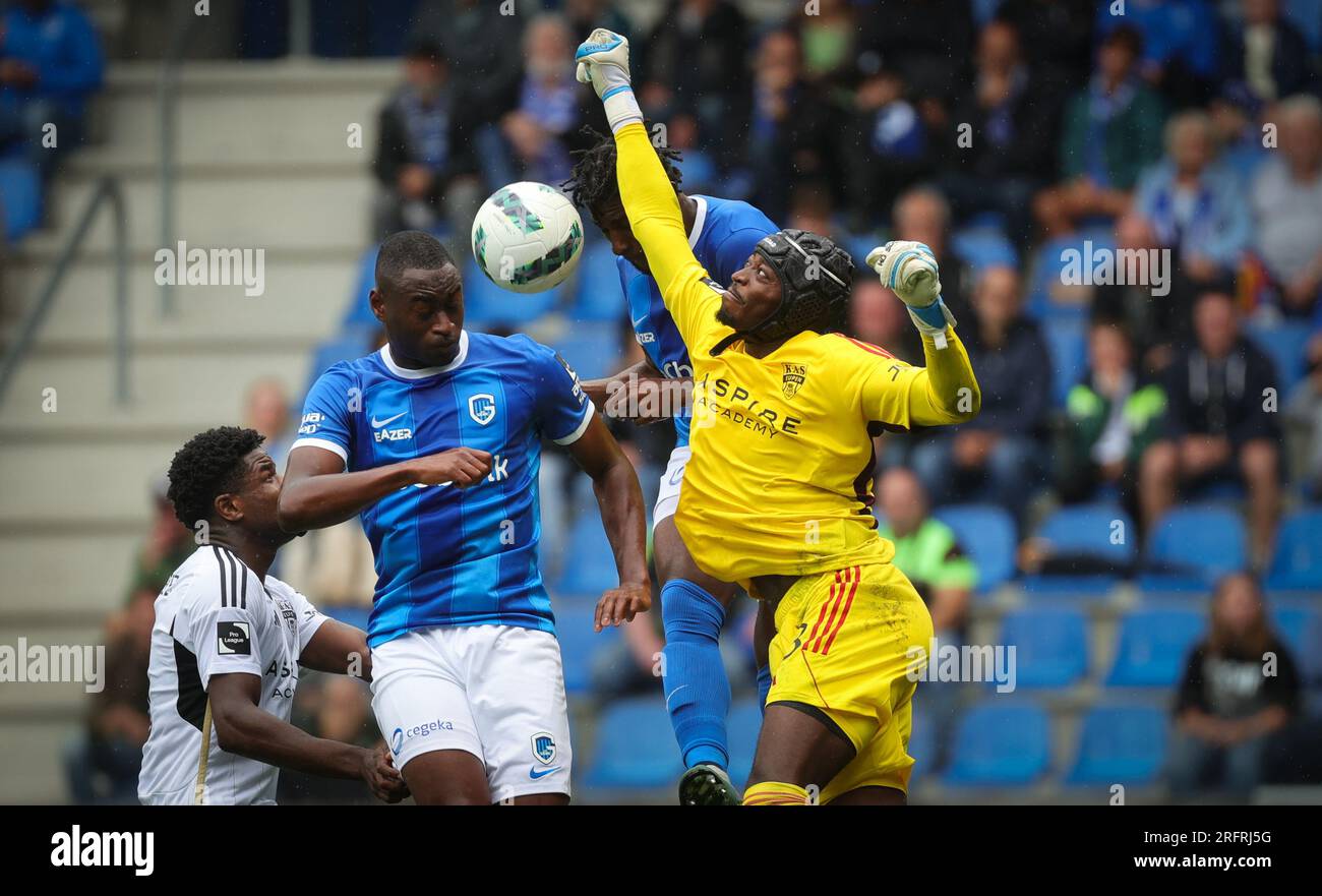 GENK, BELGIUM - JULY 14: Mujaid Sadick of Genk coaches his teammates during  the Club Friendly match between KRC Genk and AZ Alkmaar at Luminus Arena on  July 14, 2021 in Genk