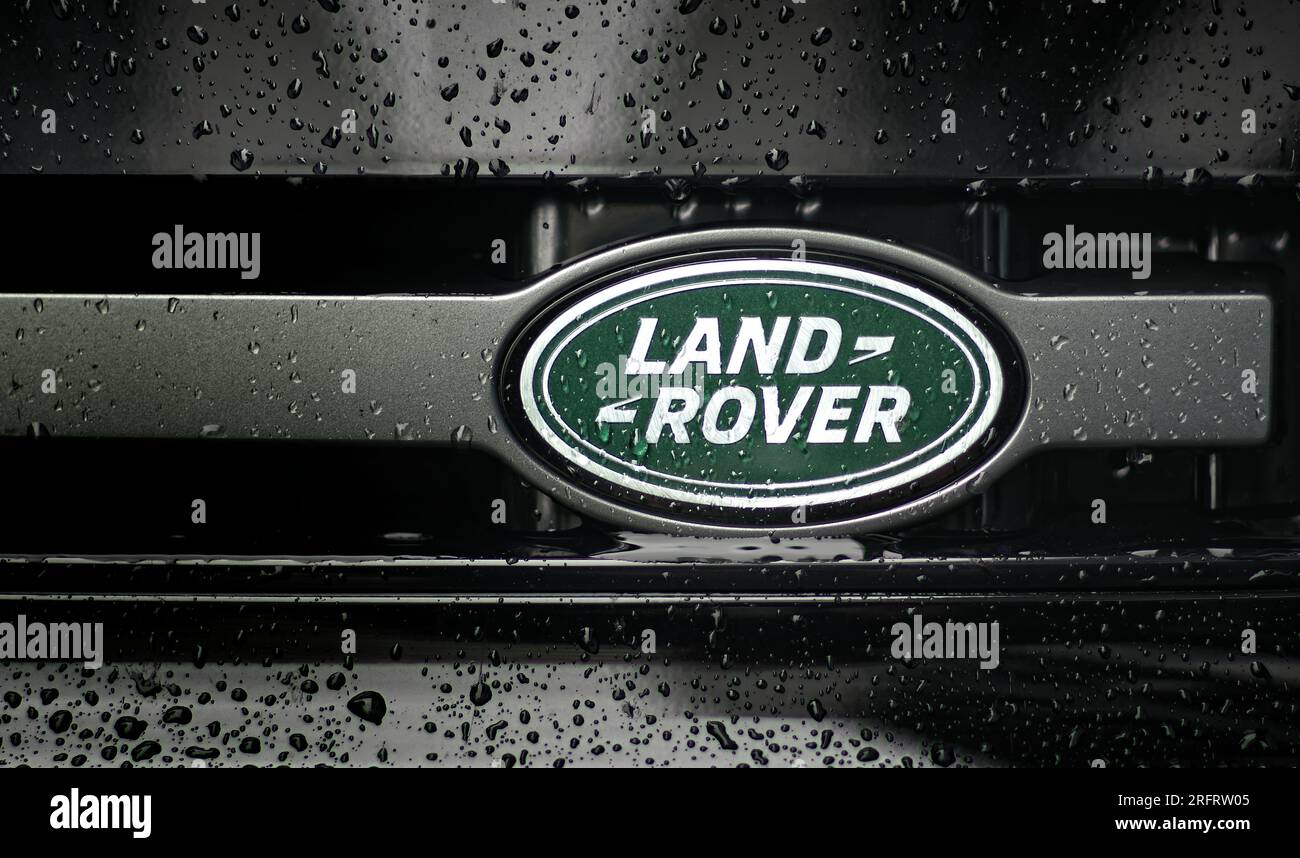Range rover defender  Range rover Jaguar land rover Bike photo