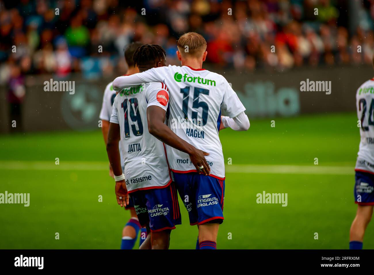Drammen, Norway, 05 th August 2023.  Vålerenga's Seedy Jatta and Vålerenga's Elias Hagen celebrates Vålerenga's 1-1 goal in the match between Strømsgodset and Vålerenga at Marienlyst Stadion in Drammen.   Credit: Frode Arnesen/Alamy Live News Stock Photo