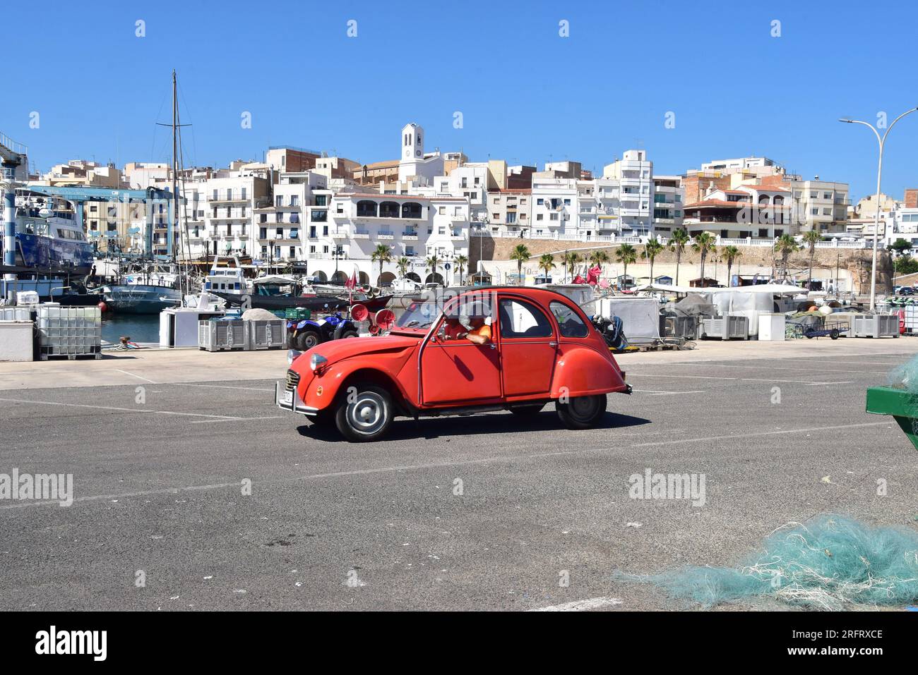 Citroen 2CV, L'Ametlla de Mar, Costa Dorada, Spain Stock Photo