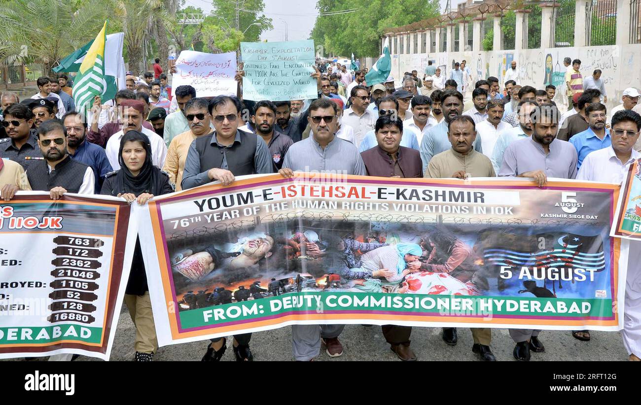 Participants are holding protest rally against Indian Forces and Government aggression and express their solidarity to Kashmiri people on the occasion of Kashmir Siege Day (Youm-e-Istehsal) organized by Deputy Commissioner held in Hyderabad on Saturday, August 5, 2023. Credit: Asianet-Pakistan/Alamy Live News Stock Photo