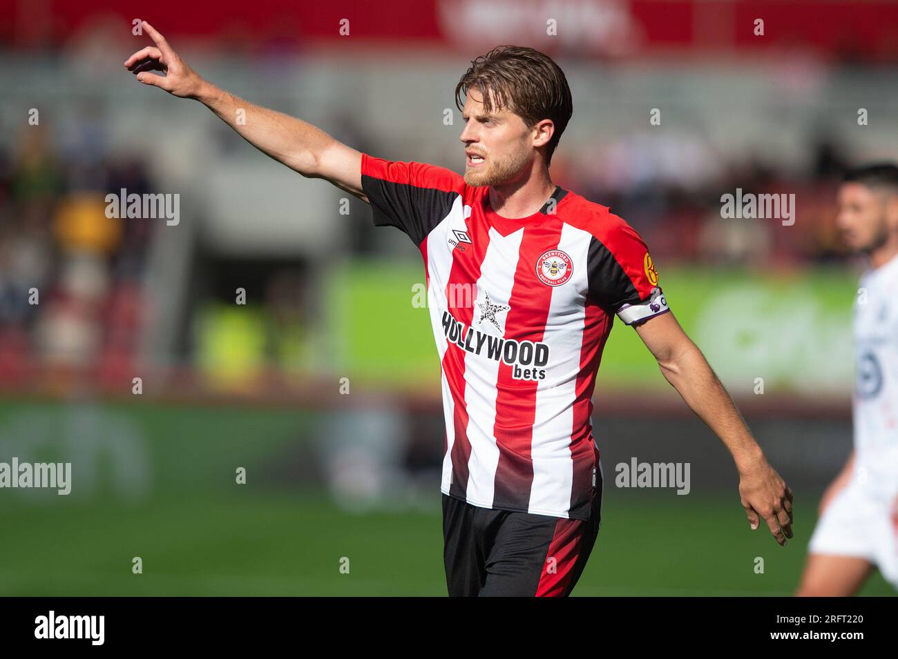 5th August 2023; Gtech Community Stadium, Brentford, London, England; Pre Season Football Friendly, Brentford versus LOSC Lille; Mathias Jensen of Brentford gives instructions to his team mates Credit: Action Plus Sports Images/Alamy Live News Stock Photo