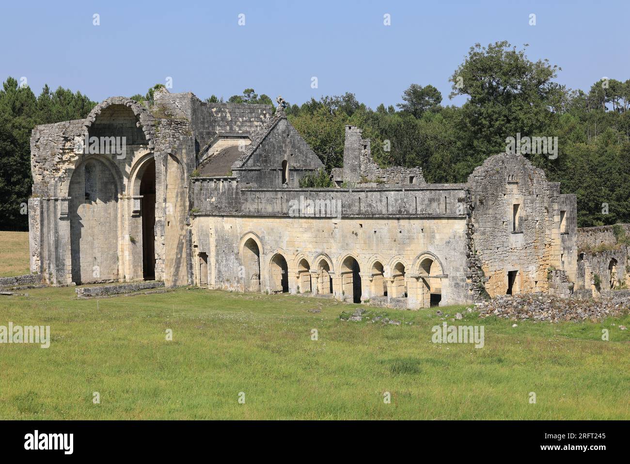 Ruines de l’Abbaye cistercienne de Boschaud en Périgord, Dordogne, France, Europe Stock Photo