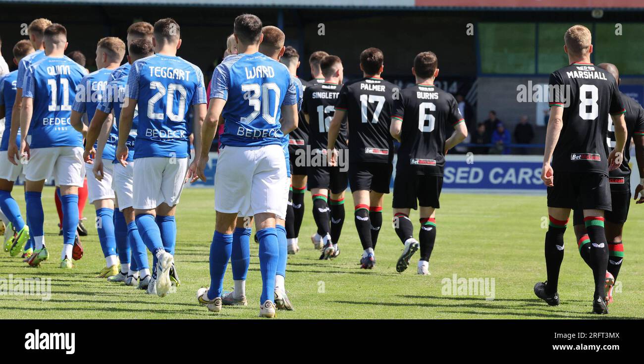 Mourneview Park, Lurgan, County Armagh, Northern Ireland, UK. 05 Aug 2023. Sports Direct Premiership – Glenavon v Glentoran, Premiership season opener. Action from today's game at Mourneview Park (Glenavon in blue). The teams on the opening day of the season at Mourneview Park. Credit: CAZIMB/Alamy Live News. Stock Photo