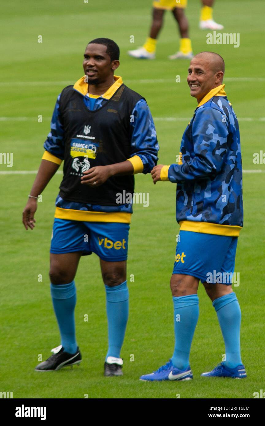 London, UK, 5th August 2023. Fabio Cannavaro and Samuel Eto'o warm up before 2 All Stars football teams and a number of music artists join together at Stamford Bridge in a charity game for Ukraine. Cristina Massei/Alamy Live News2 All Stars football teams and a number of music artists join together at Stamford Bridge in a charity game for Ukraine. Cristina Massei/Alamy Live News Stock Photo