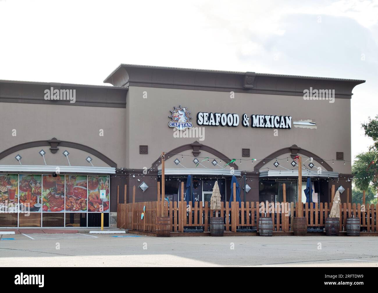 Houston, Texas USA 07-04-2023: El Capitan Seafood and Mexican restaurant exterior with a Nayarit culture influence. Local eatery in Willowbrook plaza. Stock Photo