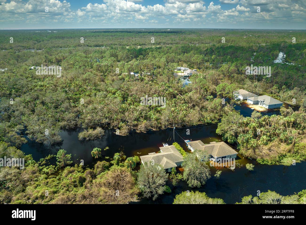 Surrounded by hurricane Ian rainfall flood waters homes in Florida ...
