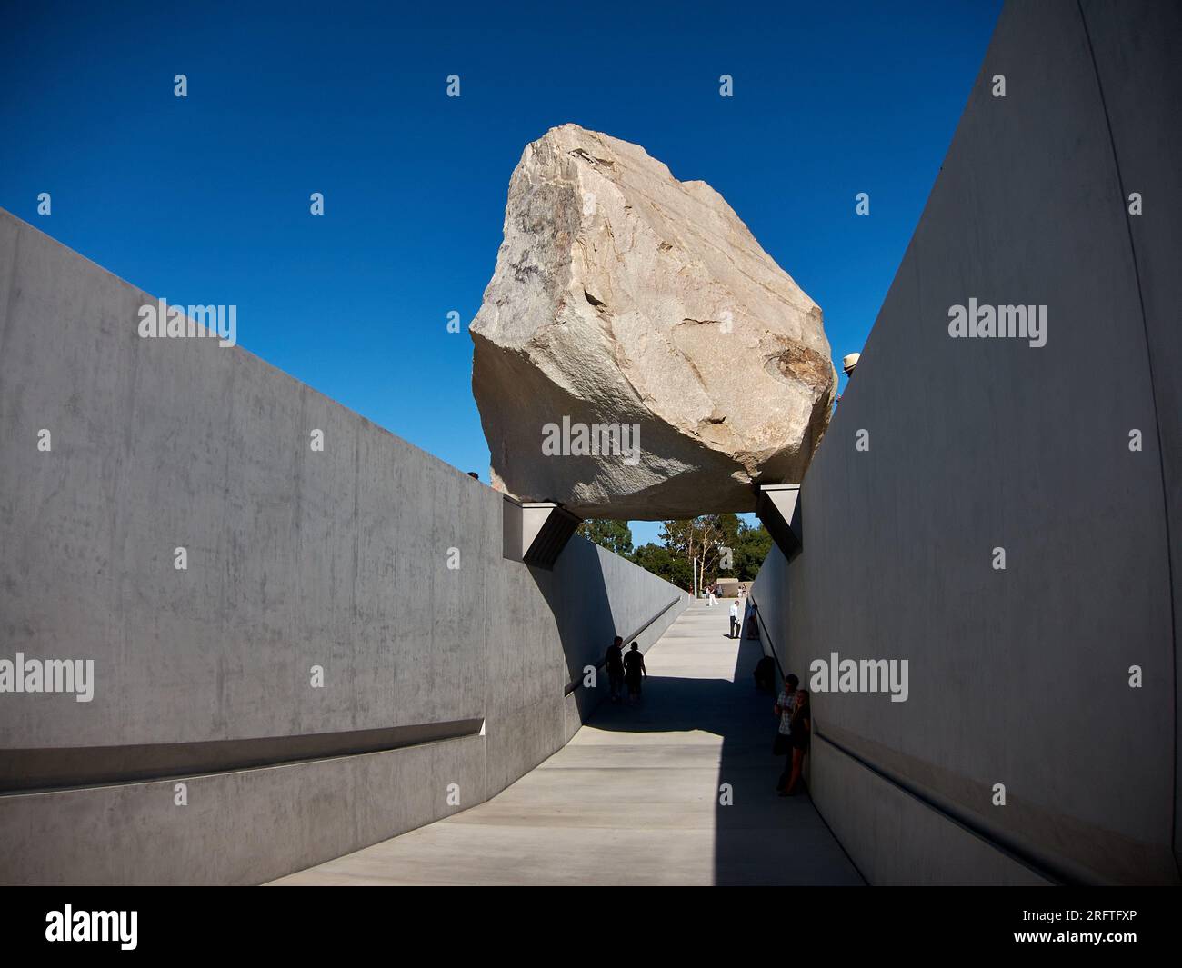 Los Angeles, California, USA. 28th July, 2012. Levitated Mass is an art sculpture by Michael Heizer. It consists of a 340-ton boulder sculpture placed above a 456-foot viewing pathway to accommodate 360-degree viewing. (Credit Image: © Ian L. Sitren/ZUMA Press Wire) EDITORIAL USAGE ONLY! Not for Commercial USAGE! Stock Photo