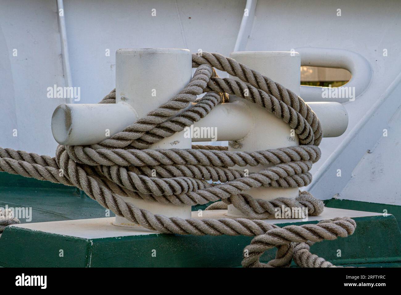 Detail boat anchor rope hole hi-res stock photography and images