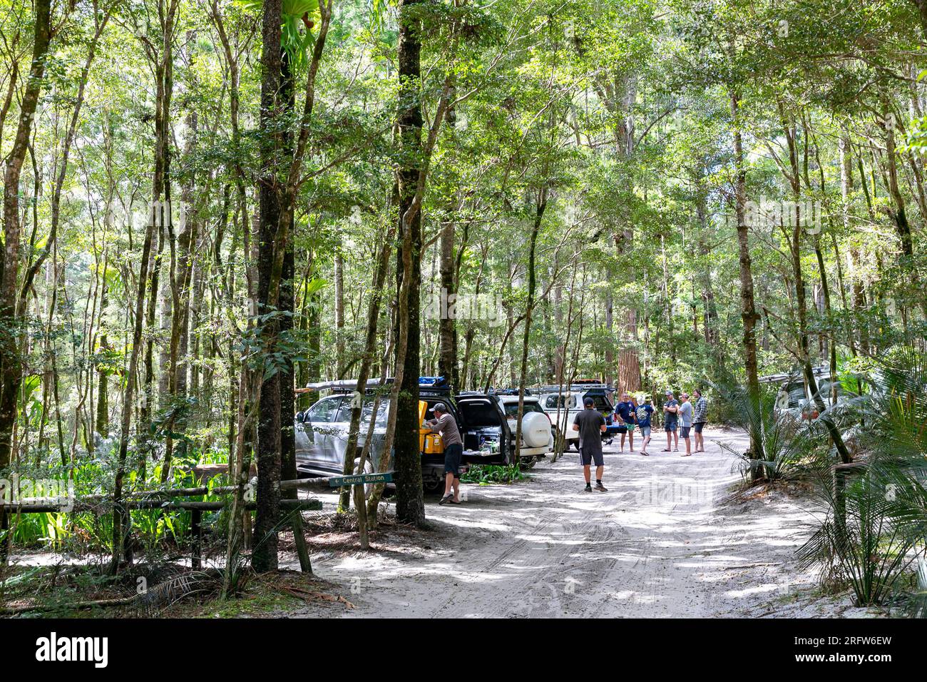 Fraser Island K'gari, central station camping area, four wheel drive vehicle sparked up with people enjoying lunch out of their vehicles,Queensland, Stock Photo