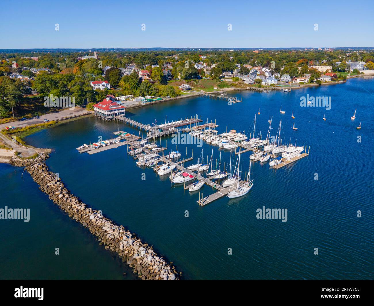 edgewood yacht club in cranston ri