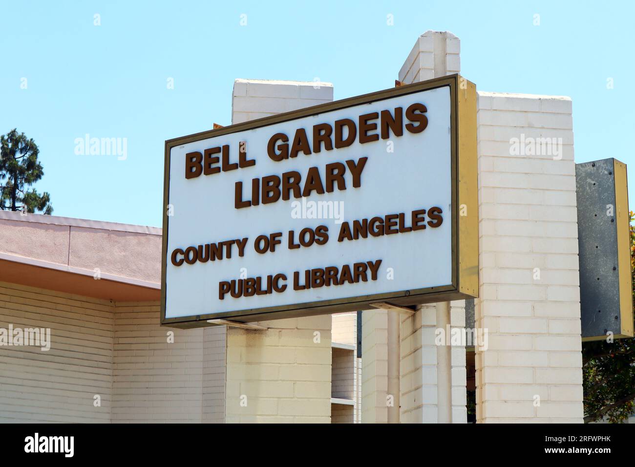 BELL GARDENS (Los Angeles County), California City of BELL GARDENS
