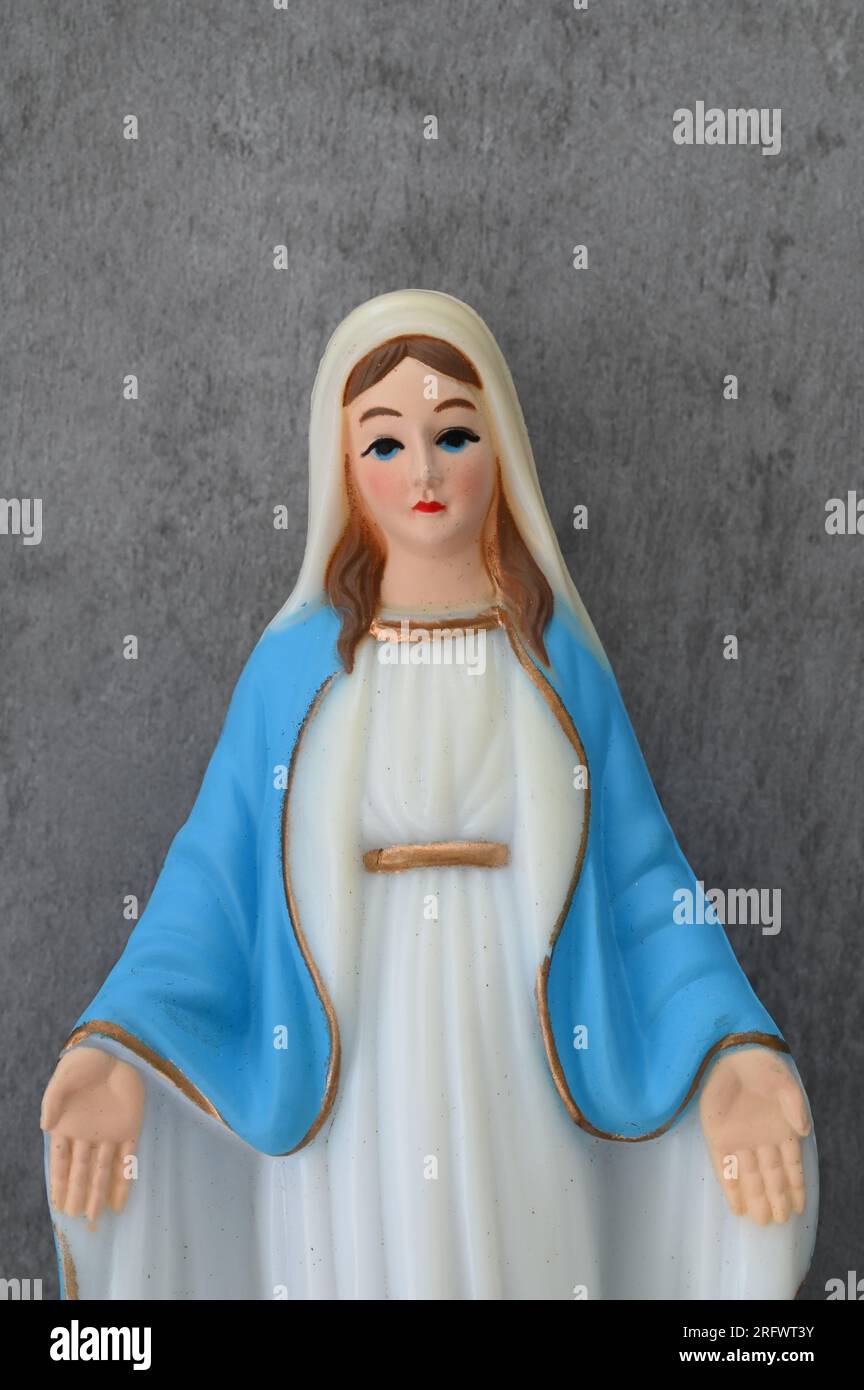 Mith mary robes hotsell