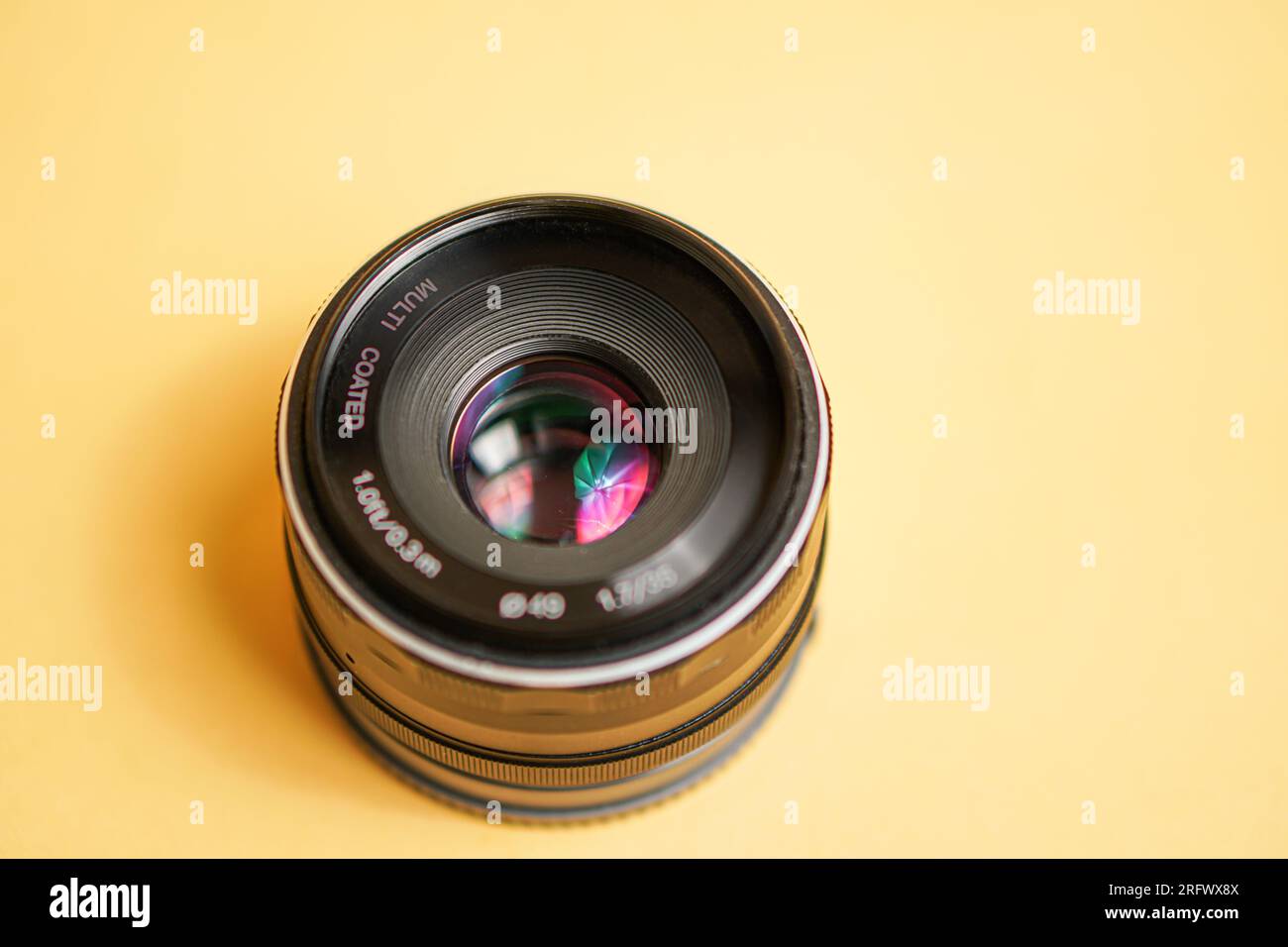 Lens gear hi-res stock photography and images - Alamy