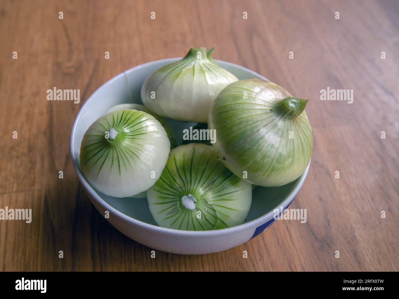 Wild onions hi-res stock photography and images - Alamy