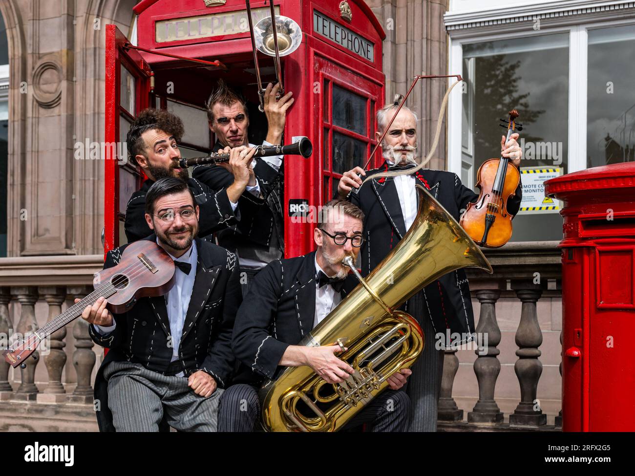 Slapstick instrument hi-res stock photography and images - Alamy
