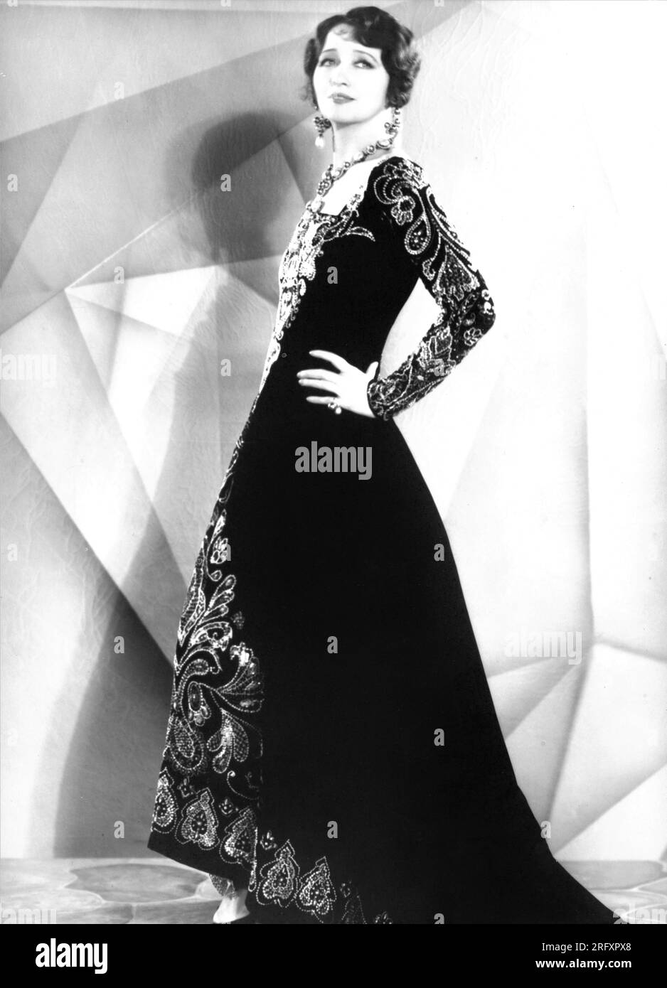 HEDDA HOPPER circa 1930 Full Length Fashion Portrait by CLARENCE SINCLAIR BULL publicity for Metro Goldwyn Mayer Stock Photo