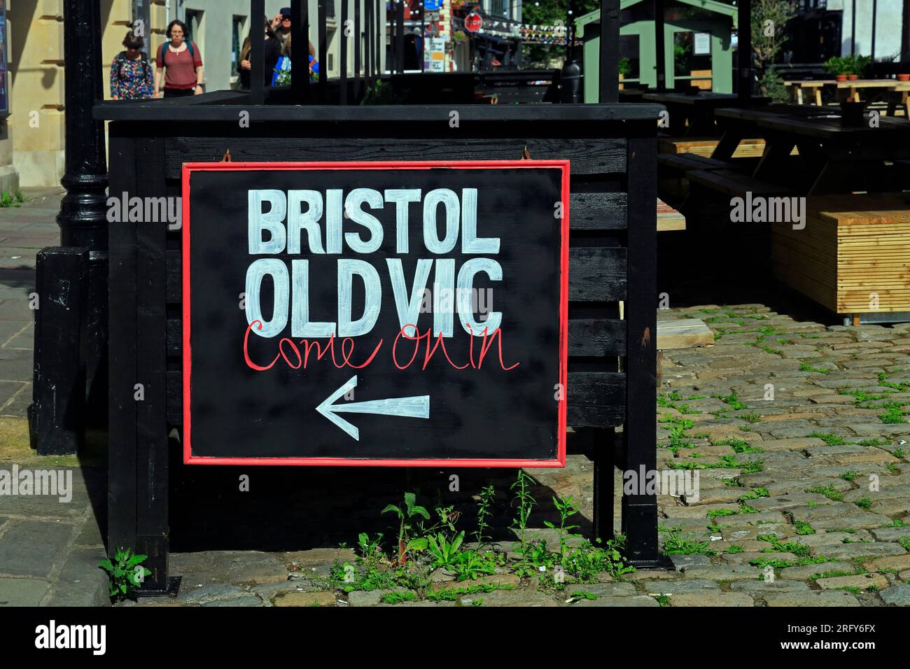 Sign with directions to Bristol Old Vic - a British theatre company based at the Theatre Royal, Bristol. August 2023. Summer Stock Photo