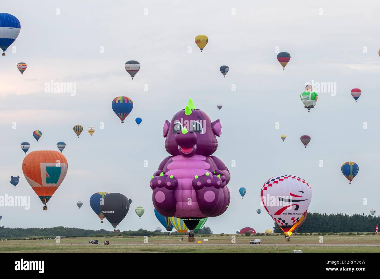 Hot Air Balloon Festival with colorful balloons Balloon Festival, Grand Est Mondial Air Hot Air Balloon Festival with colorful balloons Balloon Festival, Grand Est Mondial Air