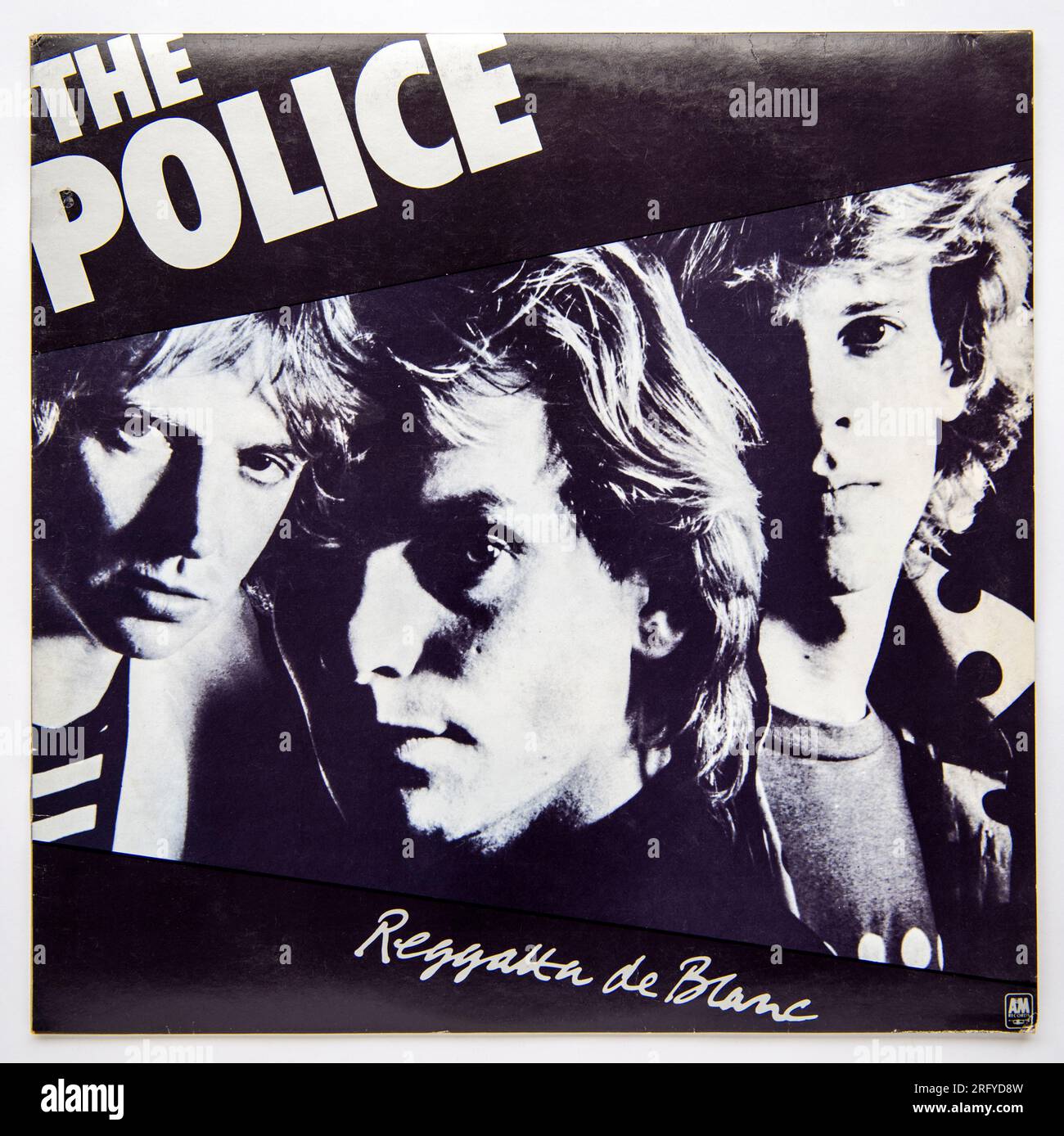 LP cover of Reggatta de Blanc, the second studio album by The Police