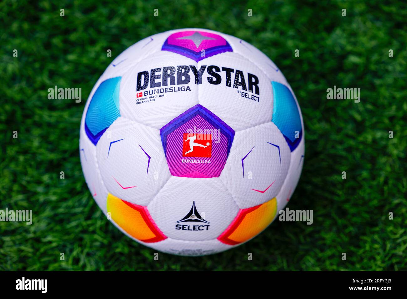 Derbystar Brillant APS 2022 is official match ball of Bundesliga 2022