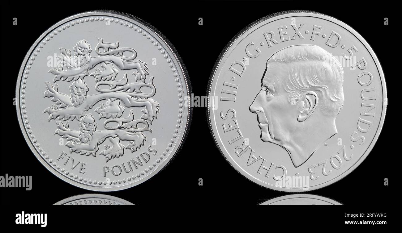 2023 UK £5 coin featuring the first coin portrait of King Charles III
