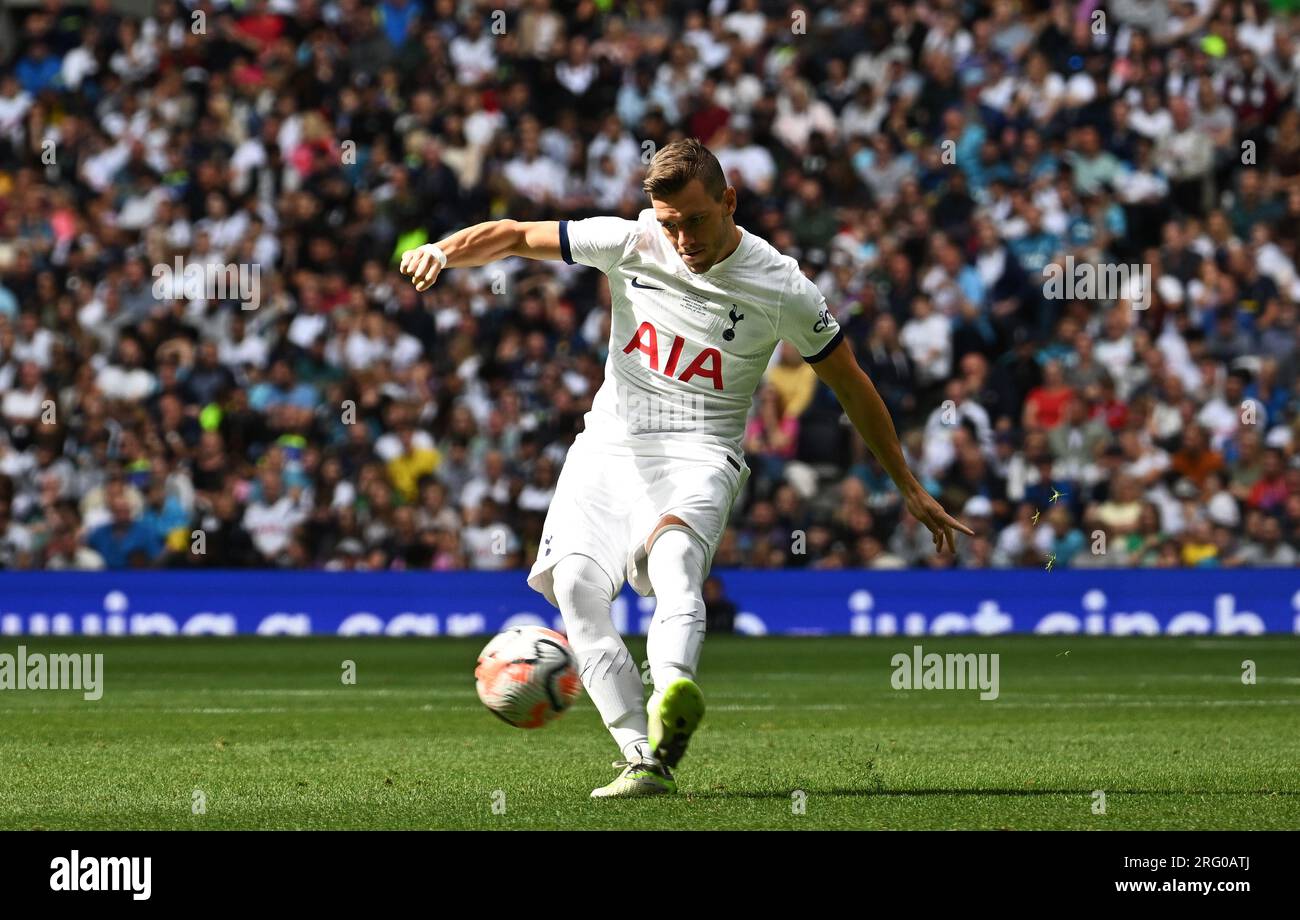 London, UK. 06th Aug, 2023. Giovani Lo Celso of Tottenham Hotspur in action . Preseason friendly match, Tottenham Hotspur v Shakhtar Donetsk at the Tottenham Hotspur Stadium in London on Sunday 6th August 2023. this image may only be used for Editorial purposes. Editorial use only, pic by Sandra Mailer/Andrew Orchard sports photography/Alamy Live news Credit: Andrew Orchard sports photography/Alamy Live News Stock Photo