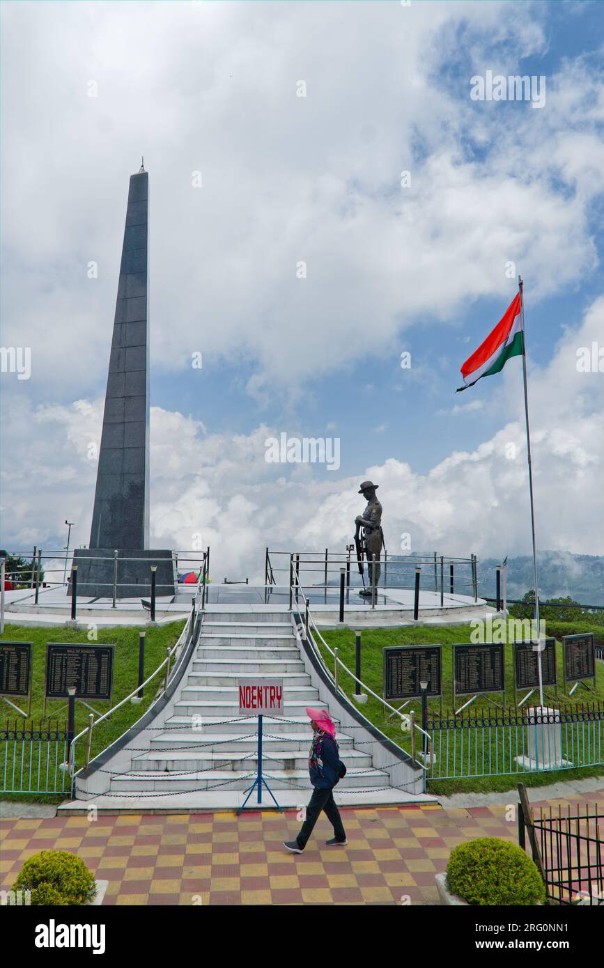 Darjeeling, West Bengal, India- 05.26.2023. tourists enjoying holidays in front of war memorial in Darjeeling Stock Photo