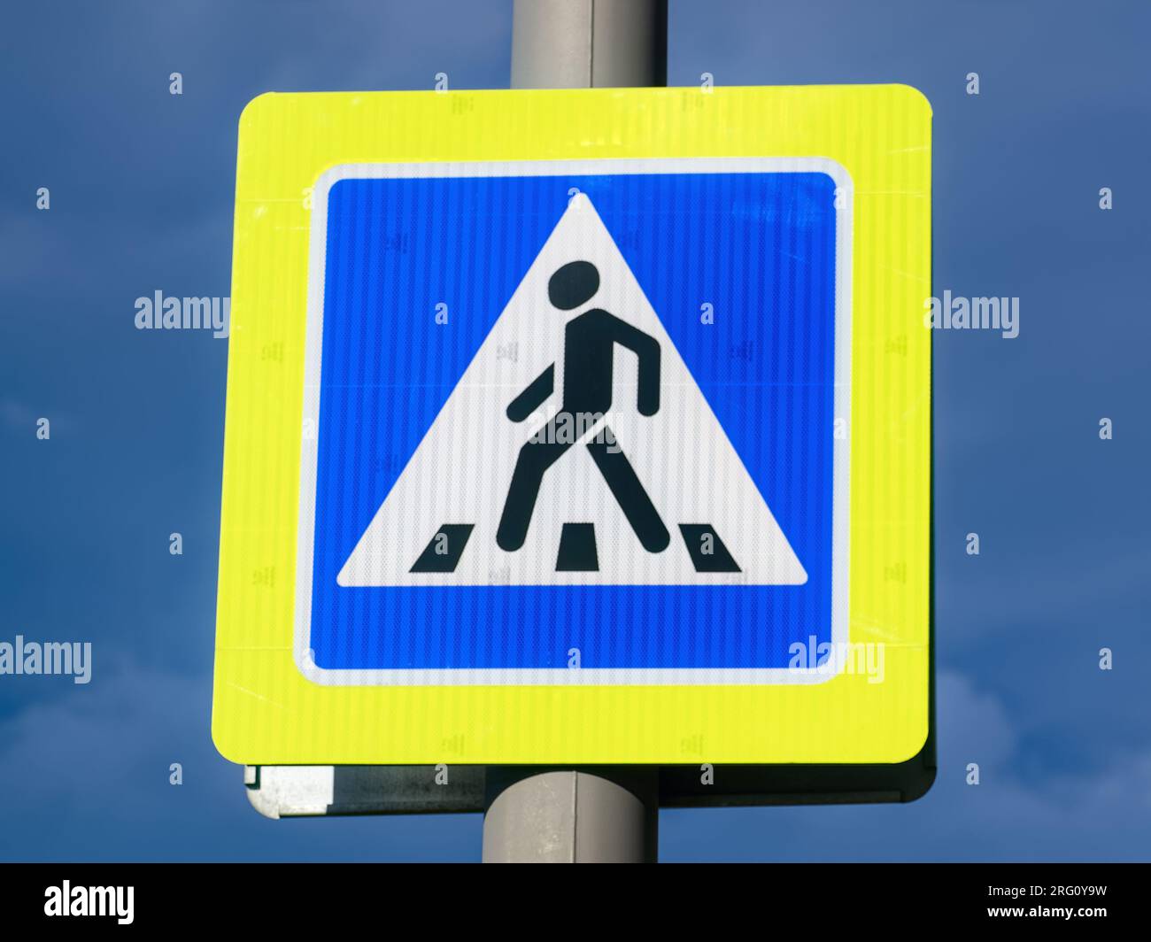 Pedestrian crossing sign isolated hi-res stock photography and images -  Alamy