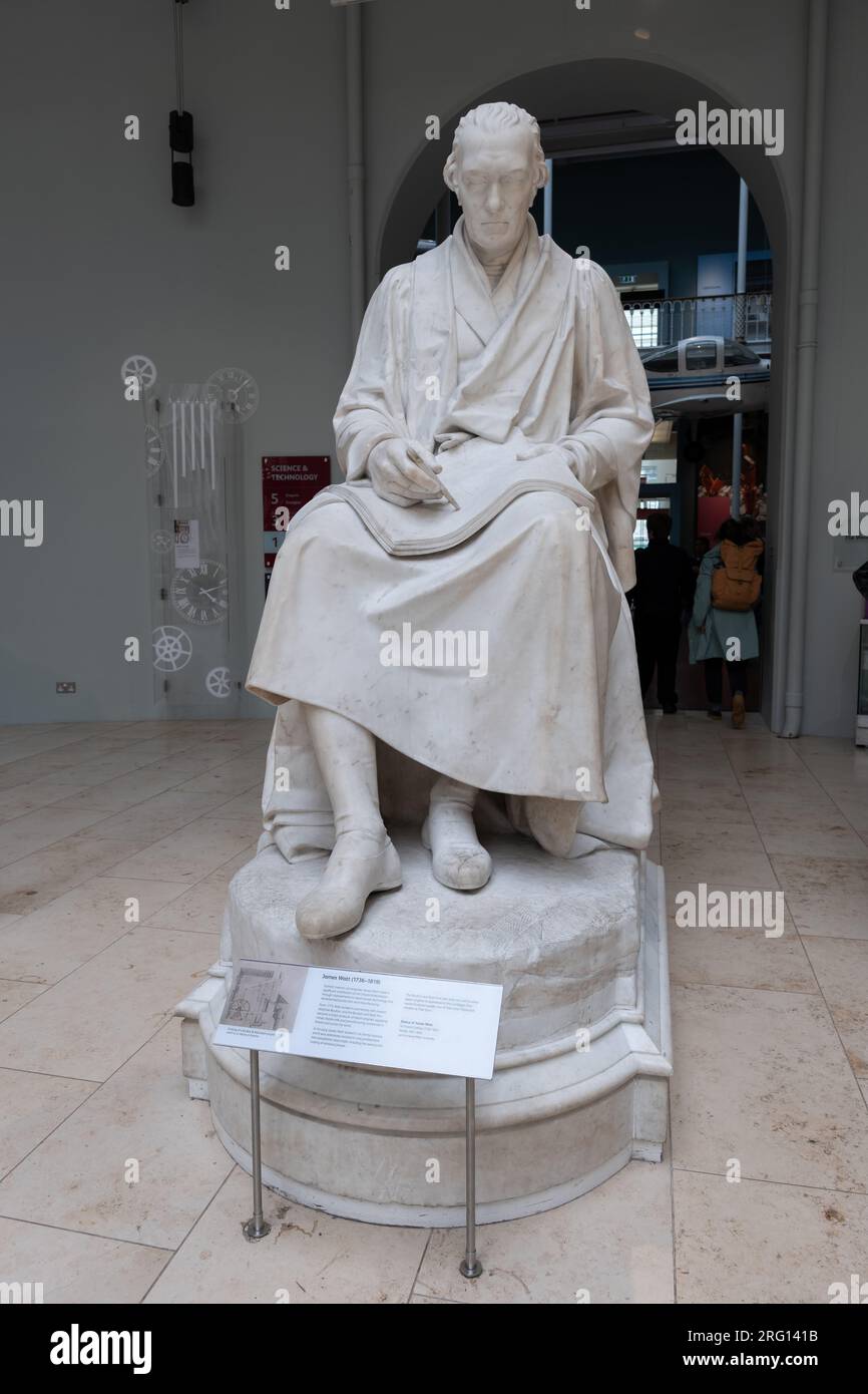 Statue of James Watt on plinth, marble sculpture by Sir Francis Chantrey on display in the Grand Gallery at the National Museum of Scotland in Edinbur Stock Photo