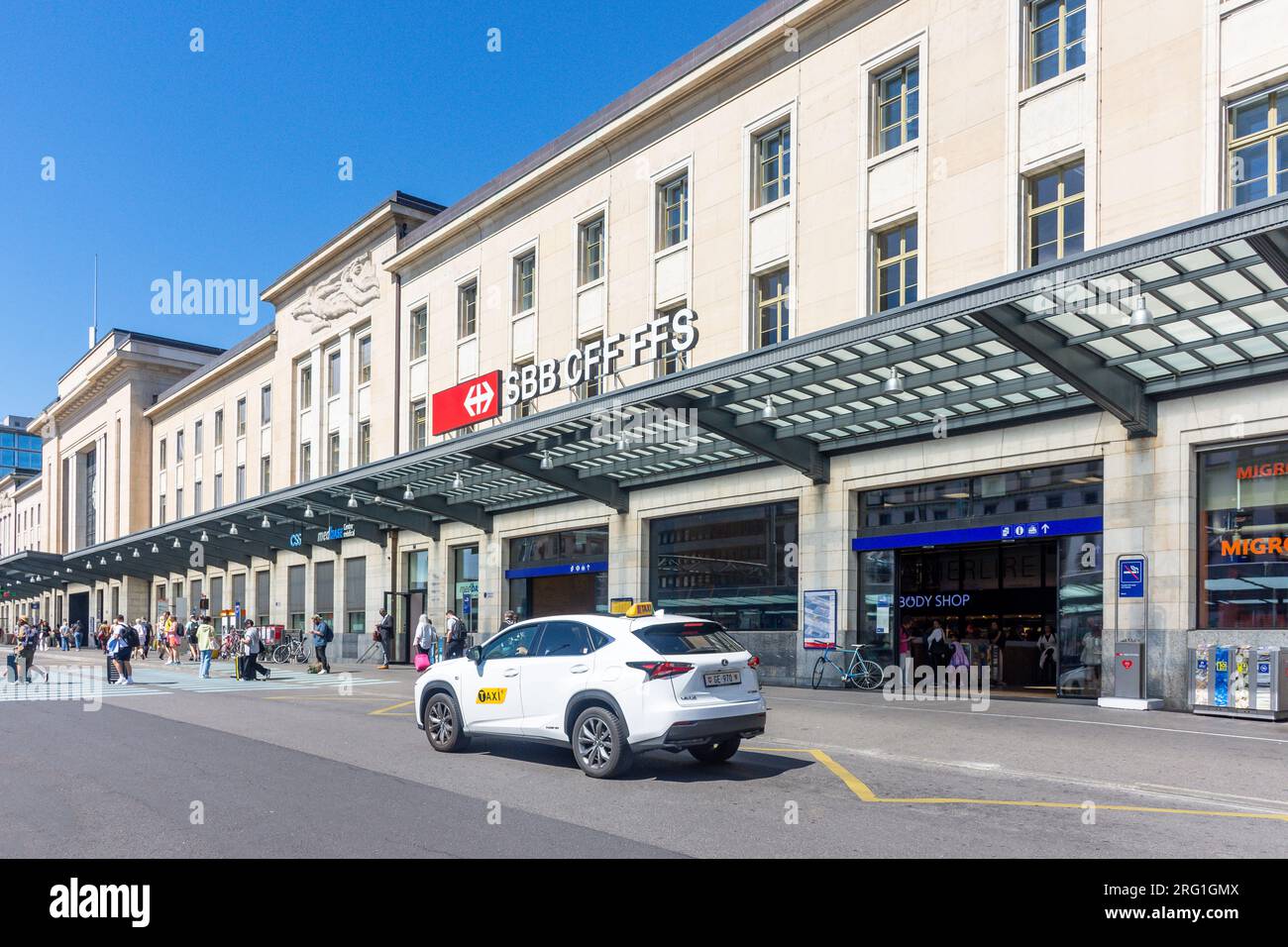 Entrance to Geneva Railway Station, (Gare de Genève), Place de Cornavin
