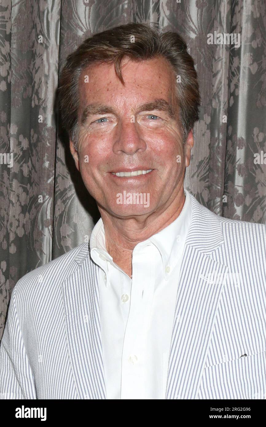 LOS ANGELES AUG 5 Peter Bergman at The Young and The Restless Fan