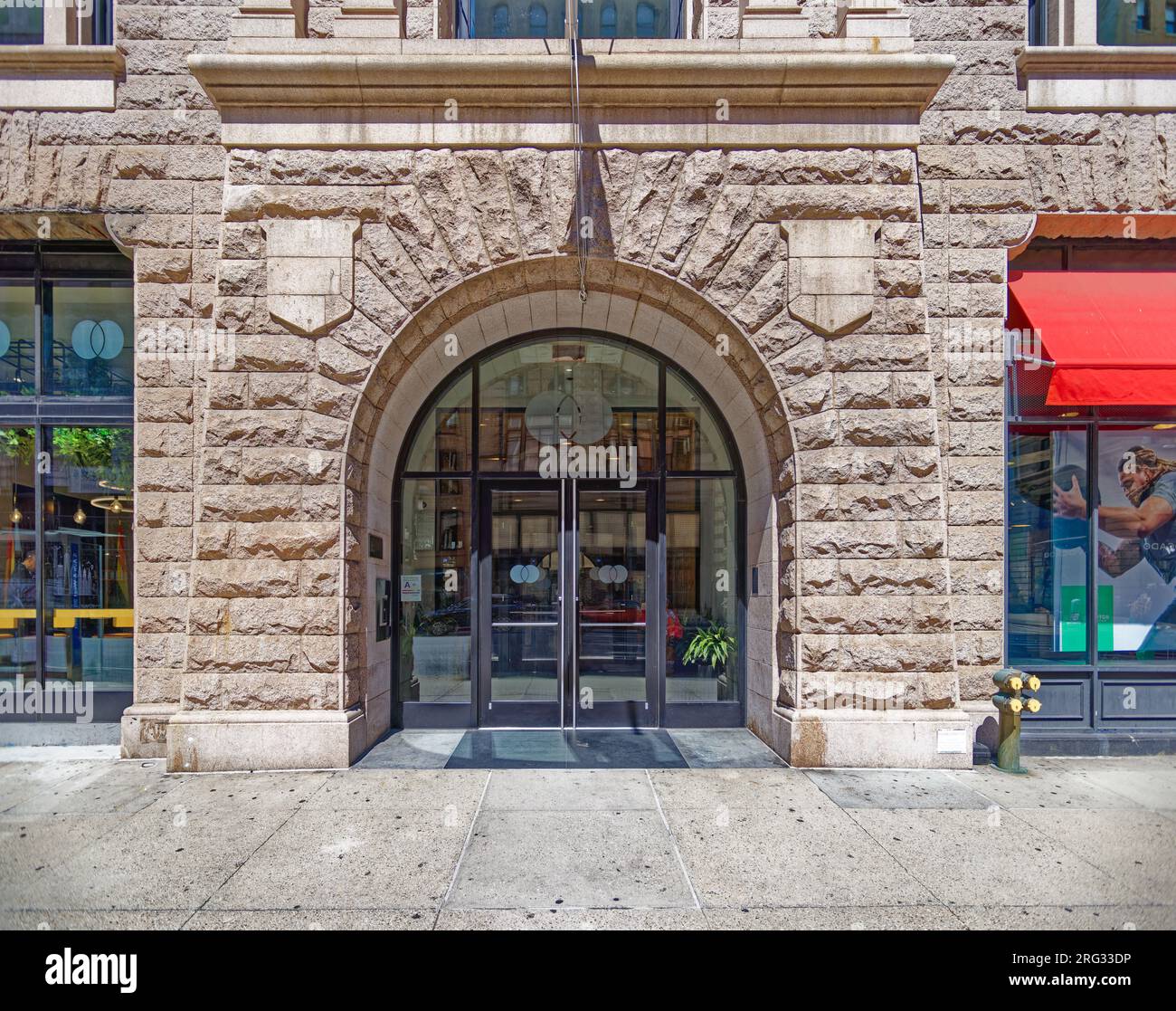 Ladies’ Mile Historic District: Methodist Book Concern, 150 Fifth Avenue, former religious publishing HQ, is now modernized offices above stores. Stock Photo
