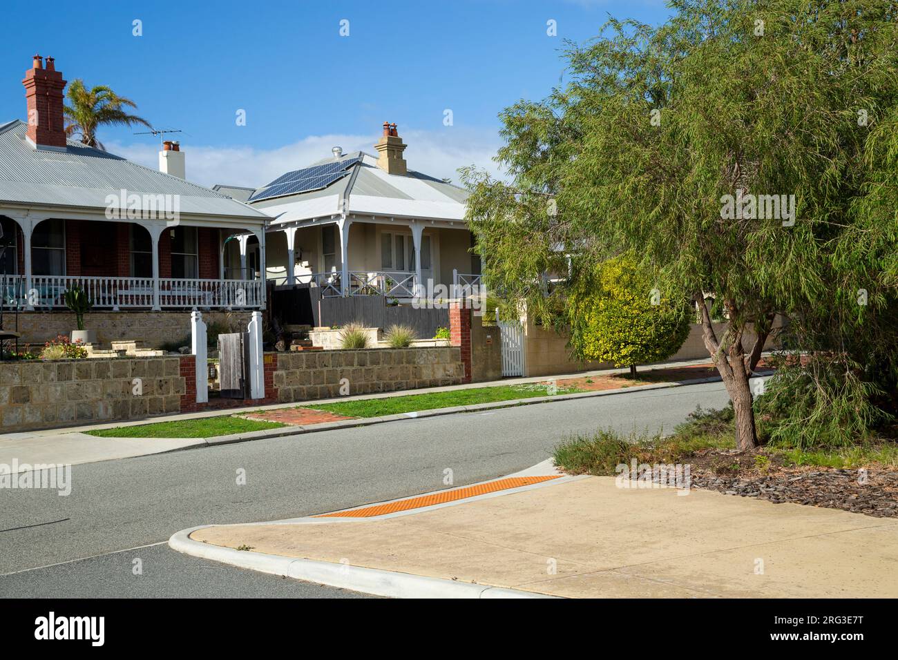 Traditional houses australia hires stock photography and images Alamy
