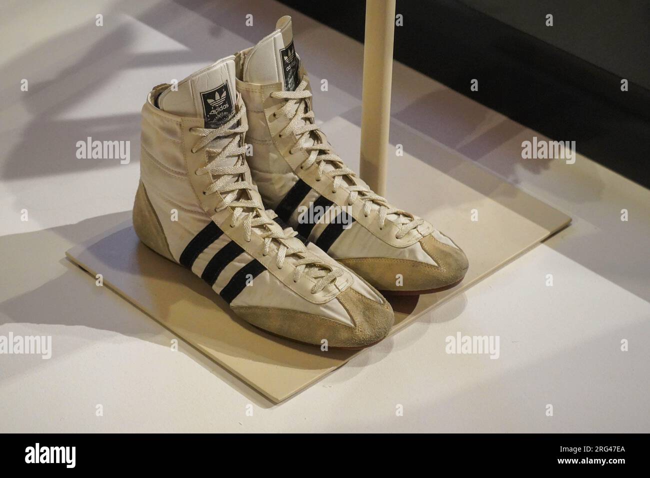 adidas hercules 2Adidas high top sneakers hi res stock photography and  images Alamy - www.bilbordi.rs