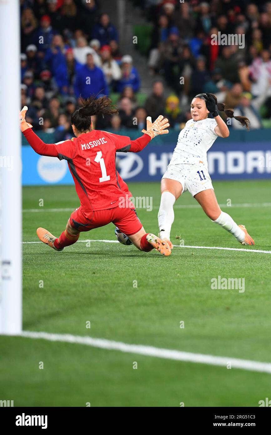 Melbourne, Australia. 06th Aug, 2023. Ze?ira Mušovi? (L) of Sweden and  Sophia Smith (R) of USA are seen in action during the FIFA Women's World  Cup 2023 Round 16 match between Sweden