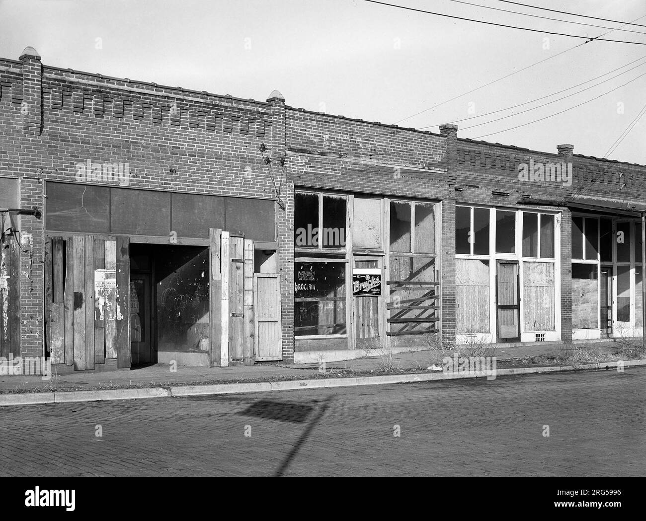 Abandoned stores, Cambria, Illinois, USA, Arthur Rothstein, U.S. Farm