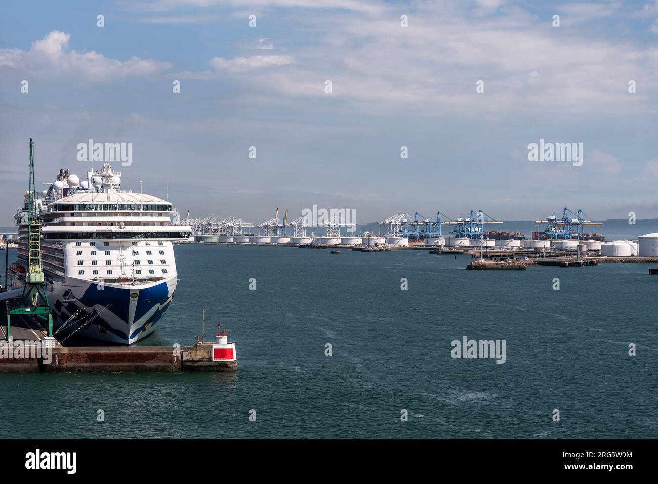 Le Havre, Northern France.  12 June 2023.  Overview of  oil storage tanks and container terminal in the Port of Le Havre, northern France. Stock Photo