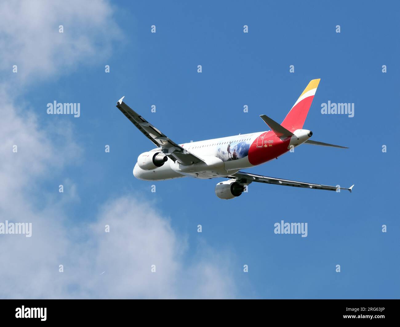 Iberia Airlines (is the flag carrier airline of Spain), Airbus A319-111 airplane, Cargo hill, Budapest, Magyarország, Hungary Stock Photo